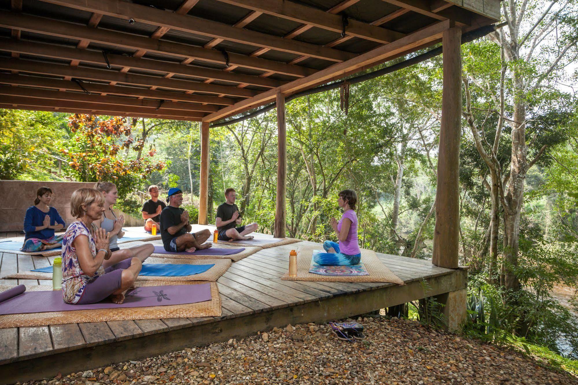 Mystic River Resort San Ignacio Exteriér fotografie
